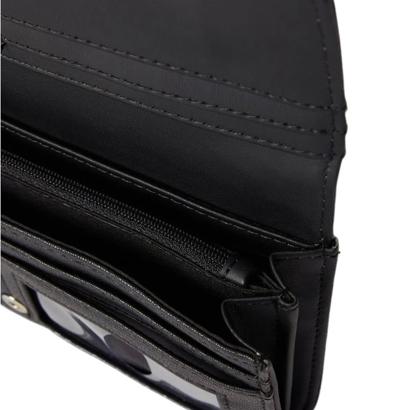 Womens Nine West Verna Organizer Wallet NWT Black - Picture 3 of 3